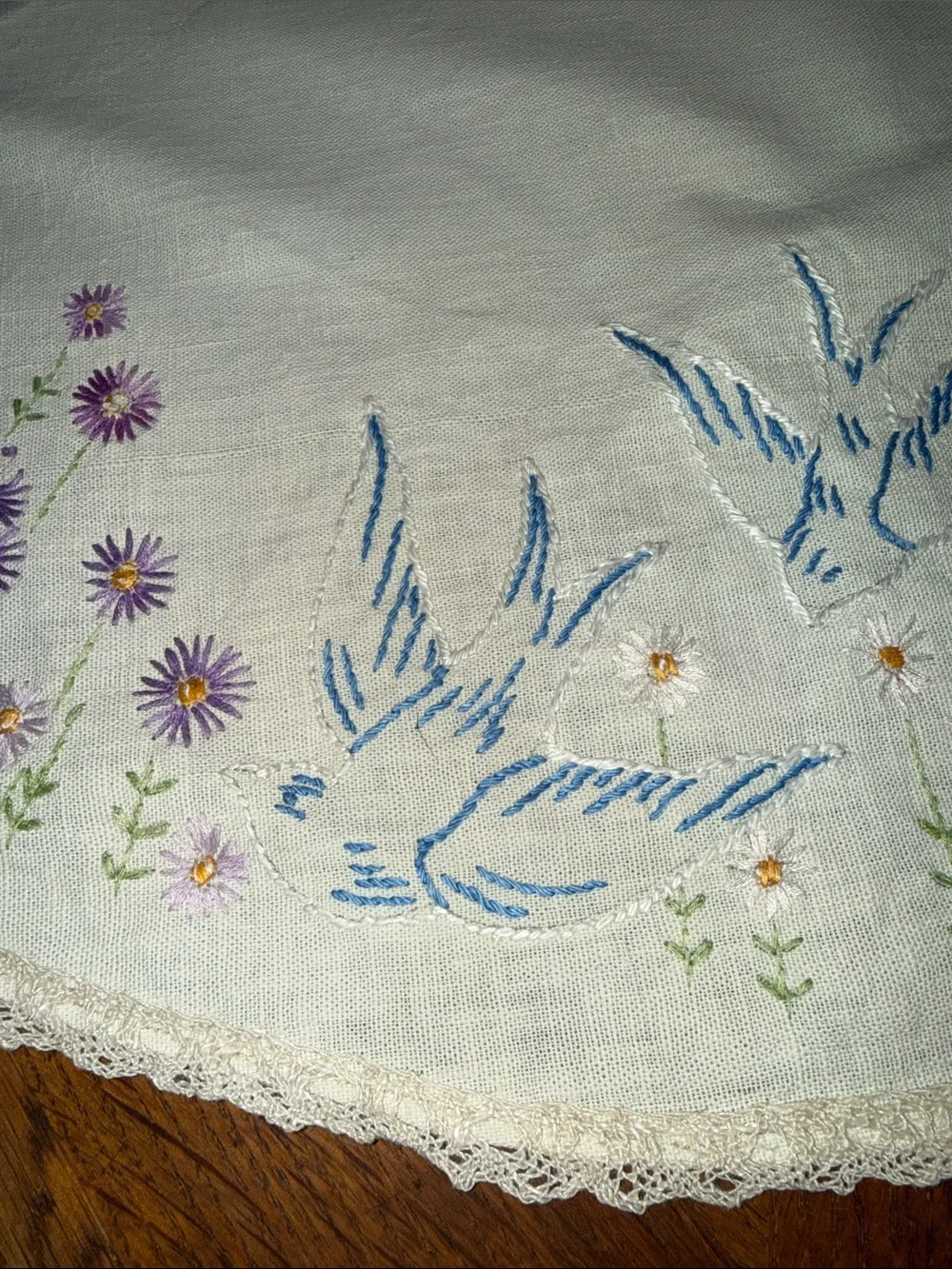 N/A antique linen